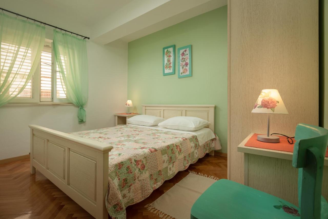 Apartment Top Terrace Подгора Екстер'єр фото