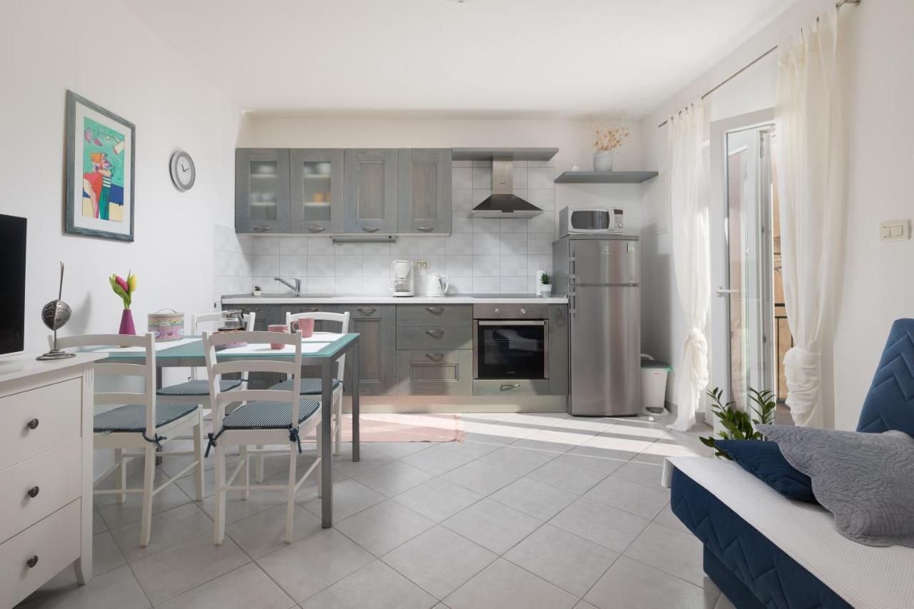 Apartment Top Terrace Подгора Екстер'єр фото