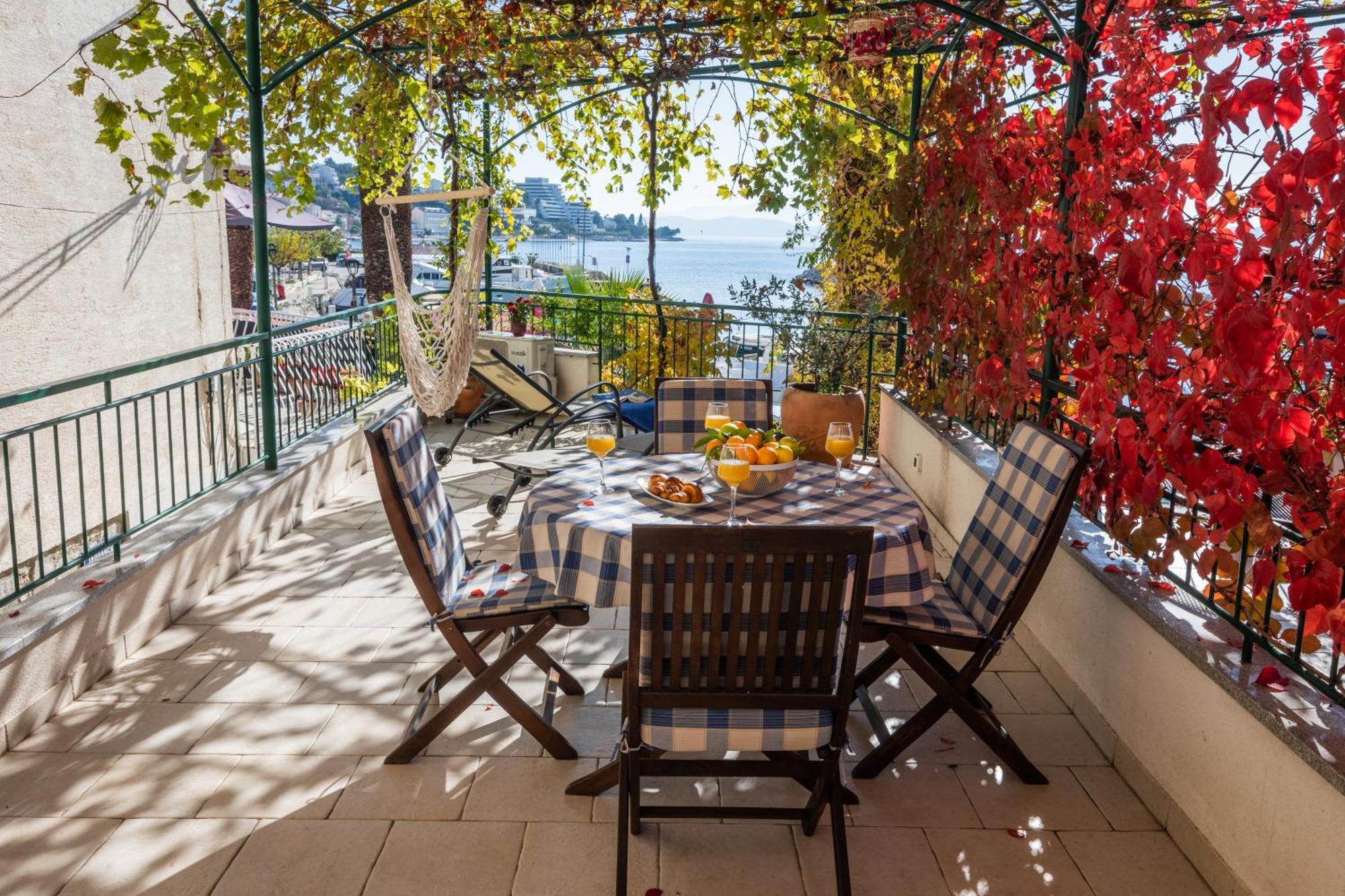 Apartment Top Terrace Подгора Екстер'єр фото