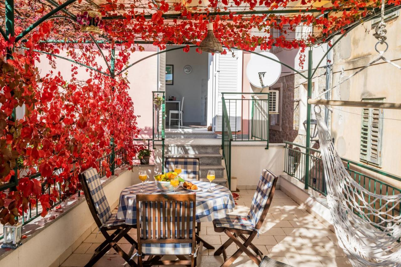 Apartment Top Terrace Подгора Екстер'єр фото