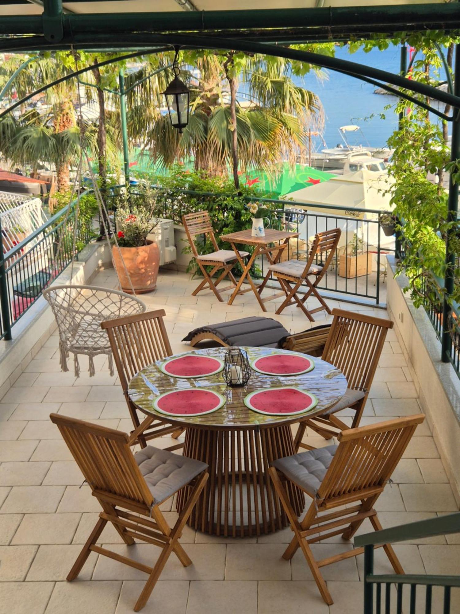 Apartment Top Terrace Подгора Екстер'єр фото